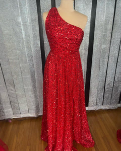 Size 10 red gown